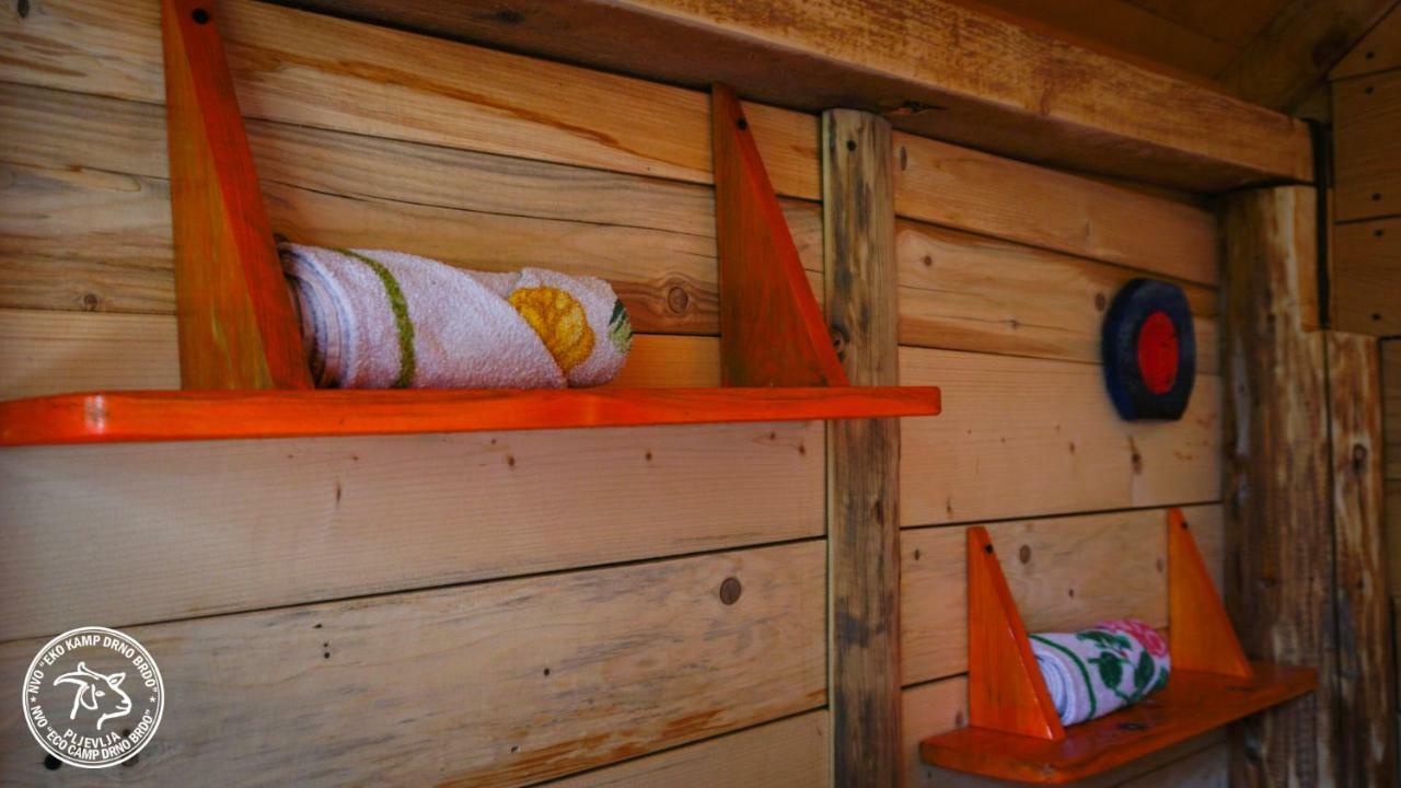 הוילה Kosanica Eco Camp Drno Brdo מראה חיצוני תמונה