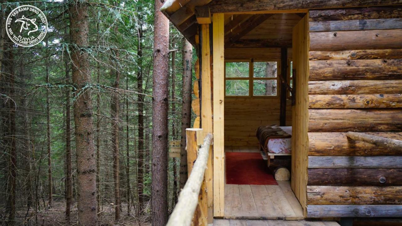 הוילה Kosanica Eco Camp Drno Brdo מראה חיצוני תמונה